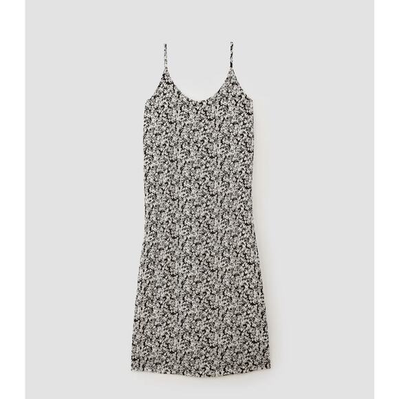 Everlane Summer Slip Dress in Mini Floral - Picture 2 of 11